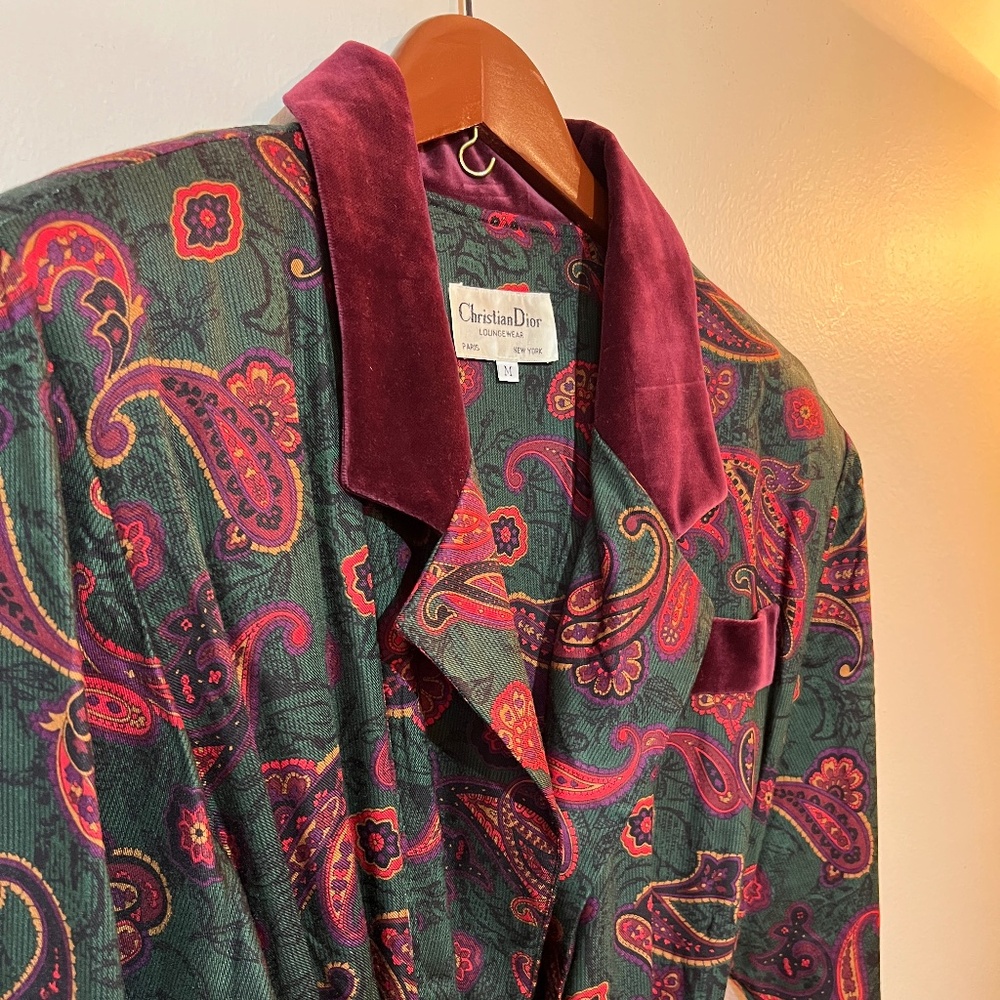 ✨ Vintage Women's Christian Dior Paisley Robe | Velvet Collar & Cuffs | Size M